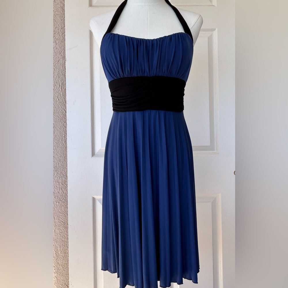 Speechless Brand Halter Dress Pleated Skirt Ruched Med